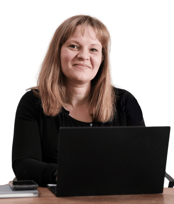 Picture of Rebecca Wilson at a laptop