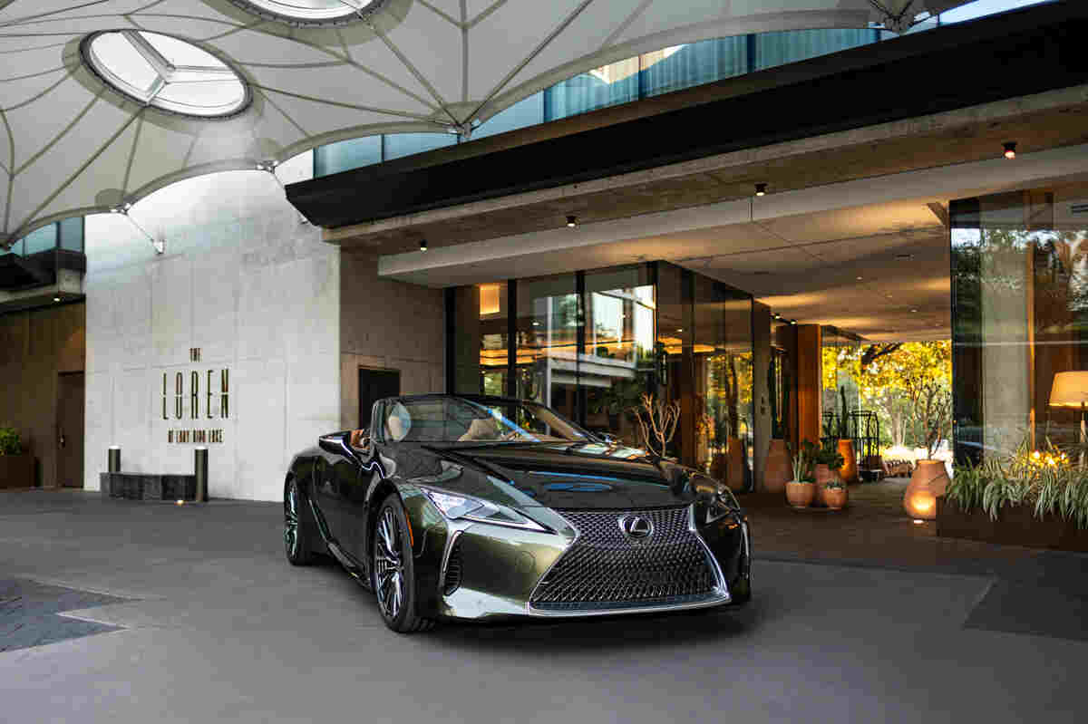 Lexus in Drive