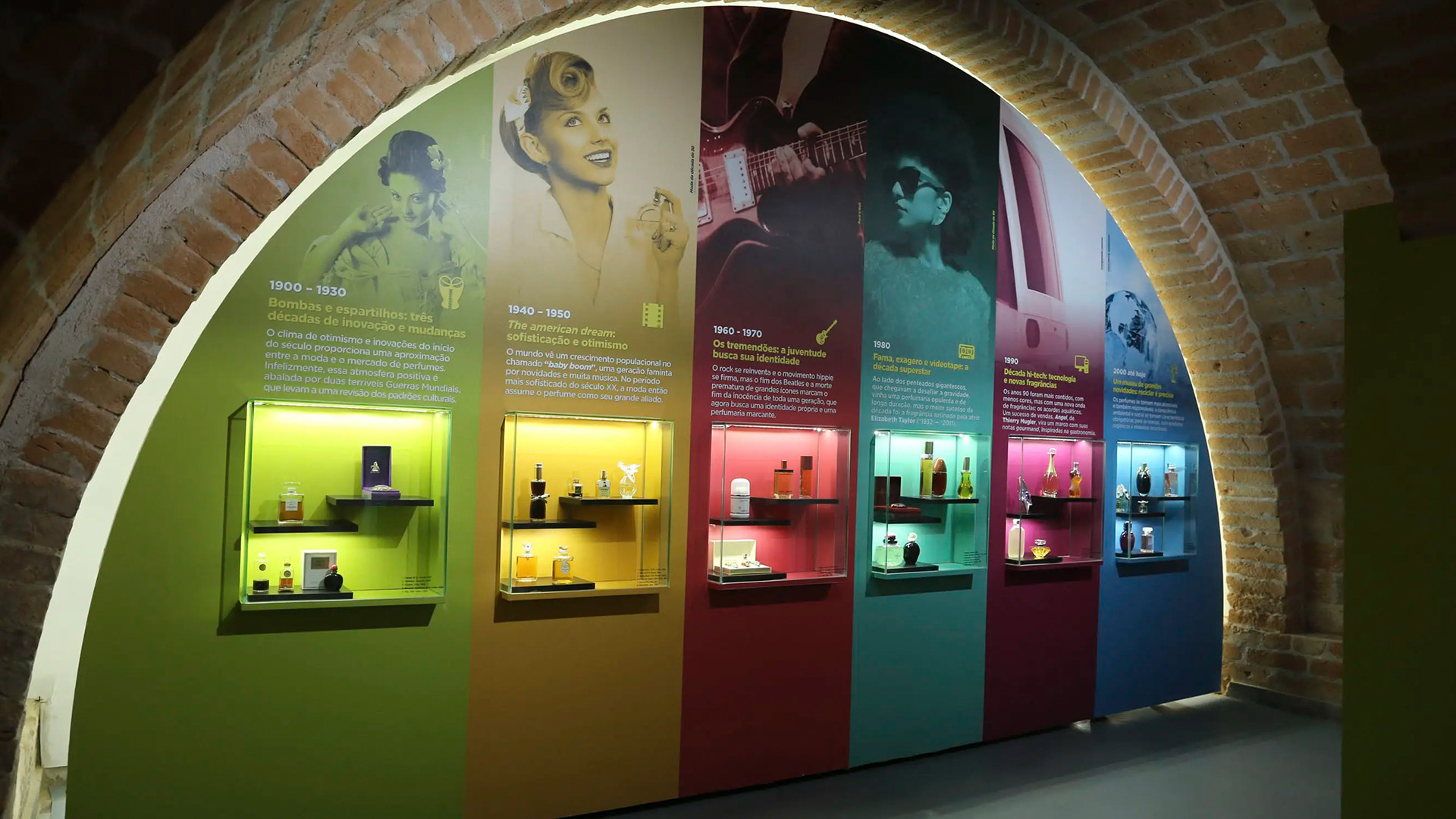 Mundo do Perfume: uma experiência em que o invisível ganhou forma