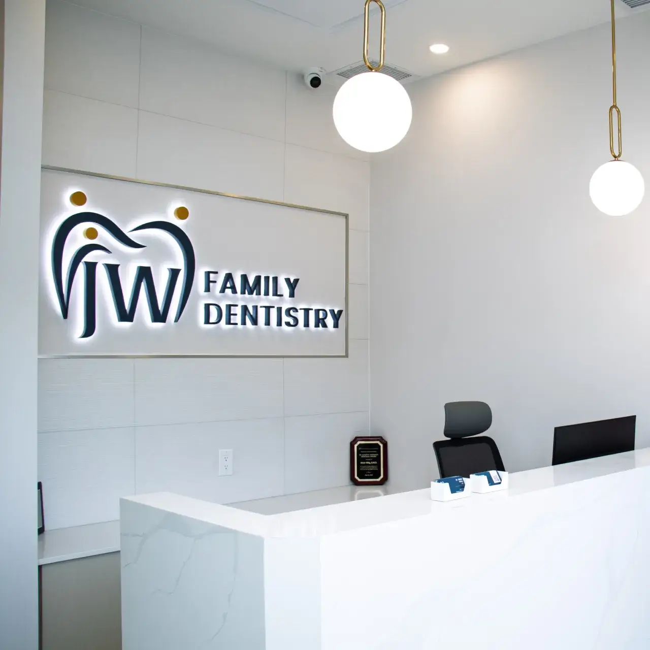 Front Desk of JW Family Dentistry in Burlington, ON