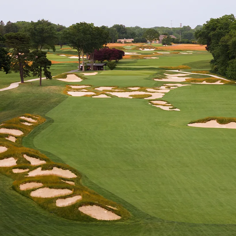 The 12th hole at Hollywood Golf Club