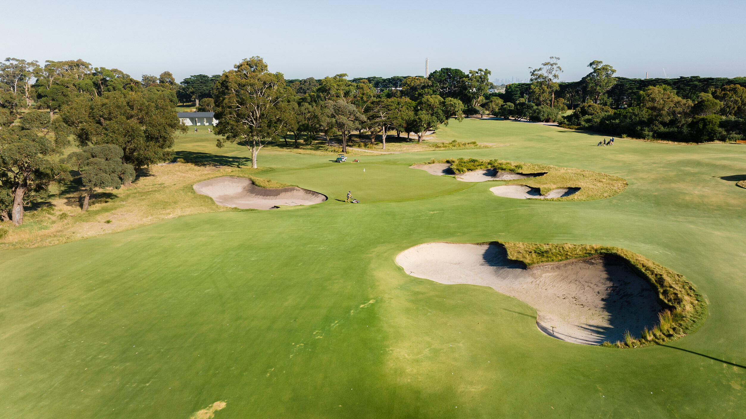 Ryan Ruffels Played a Classic Golf Course with Hickories