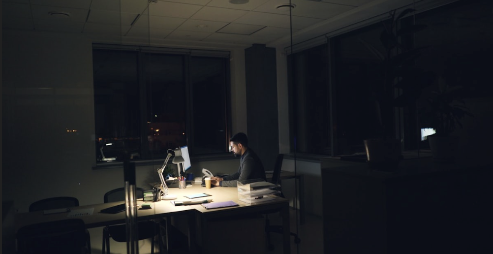 The Blind Spots a Startup CEO Coach Catches That Frameworks, Books and AI Tools Can't