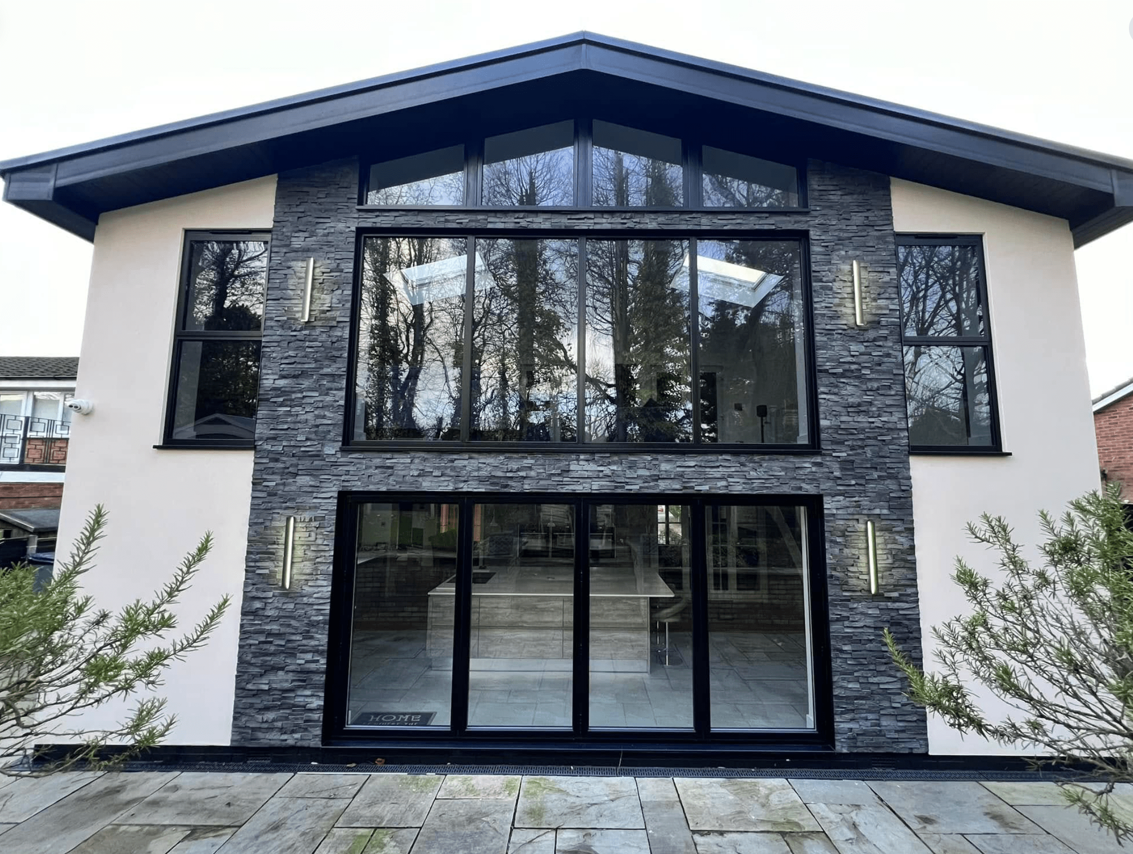 სახლი საგურამოში