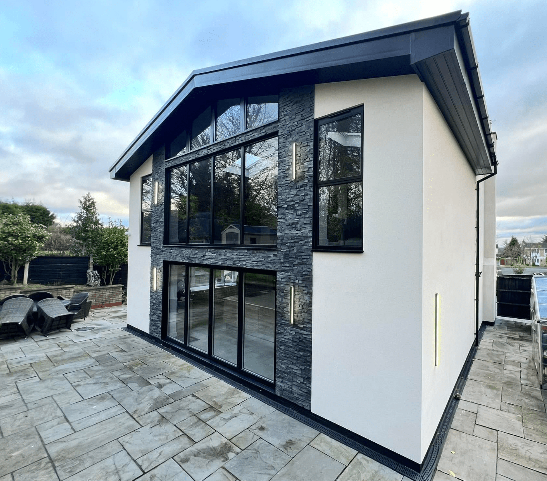 სახლი საგურამოში