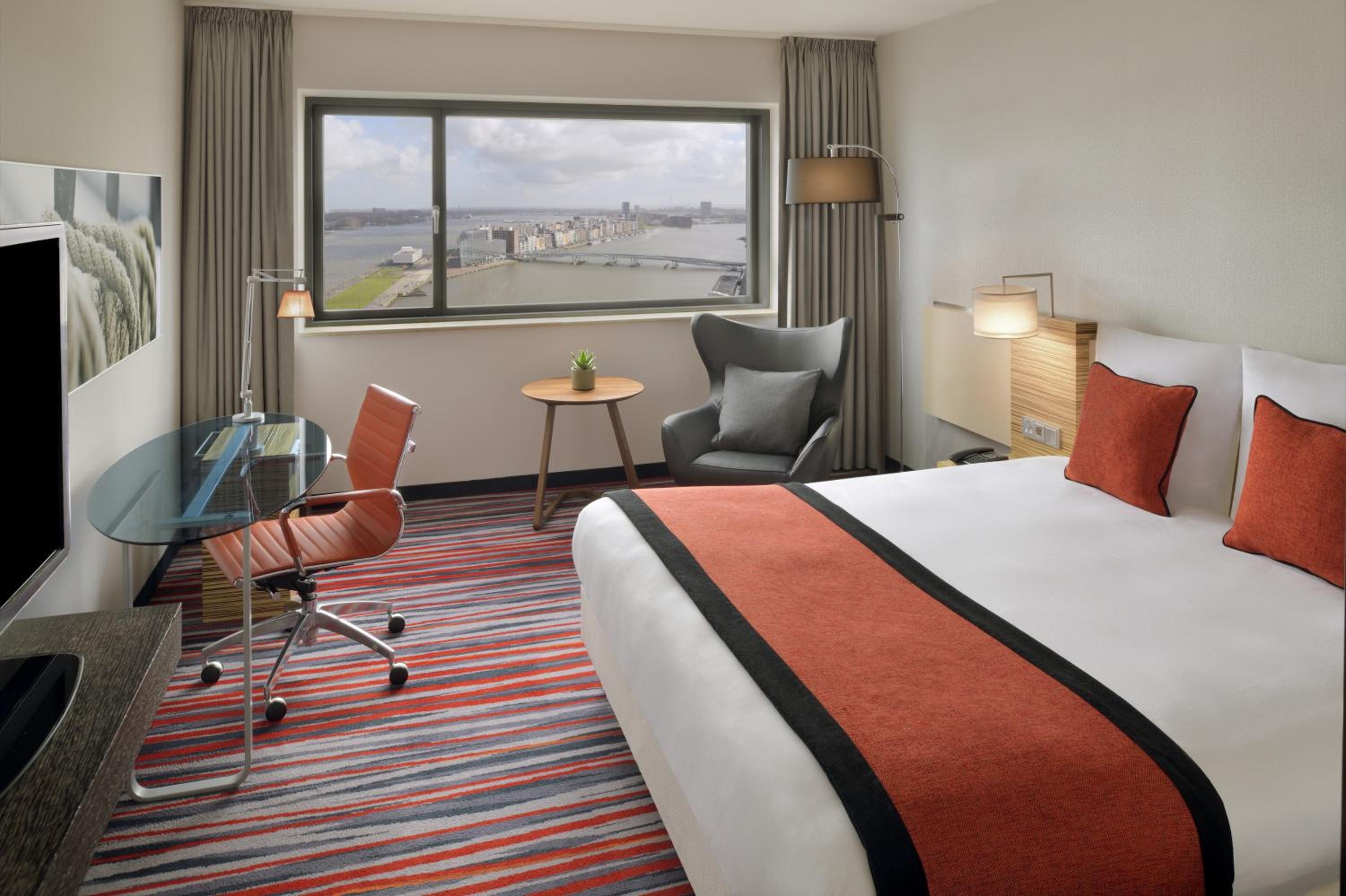 2 overnachtingen bij Mövenpick Hotel Amsterdam City Centre