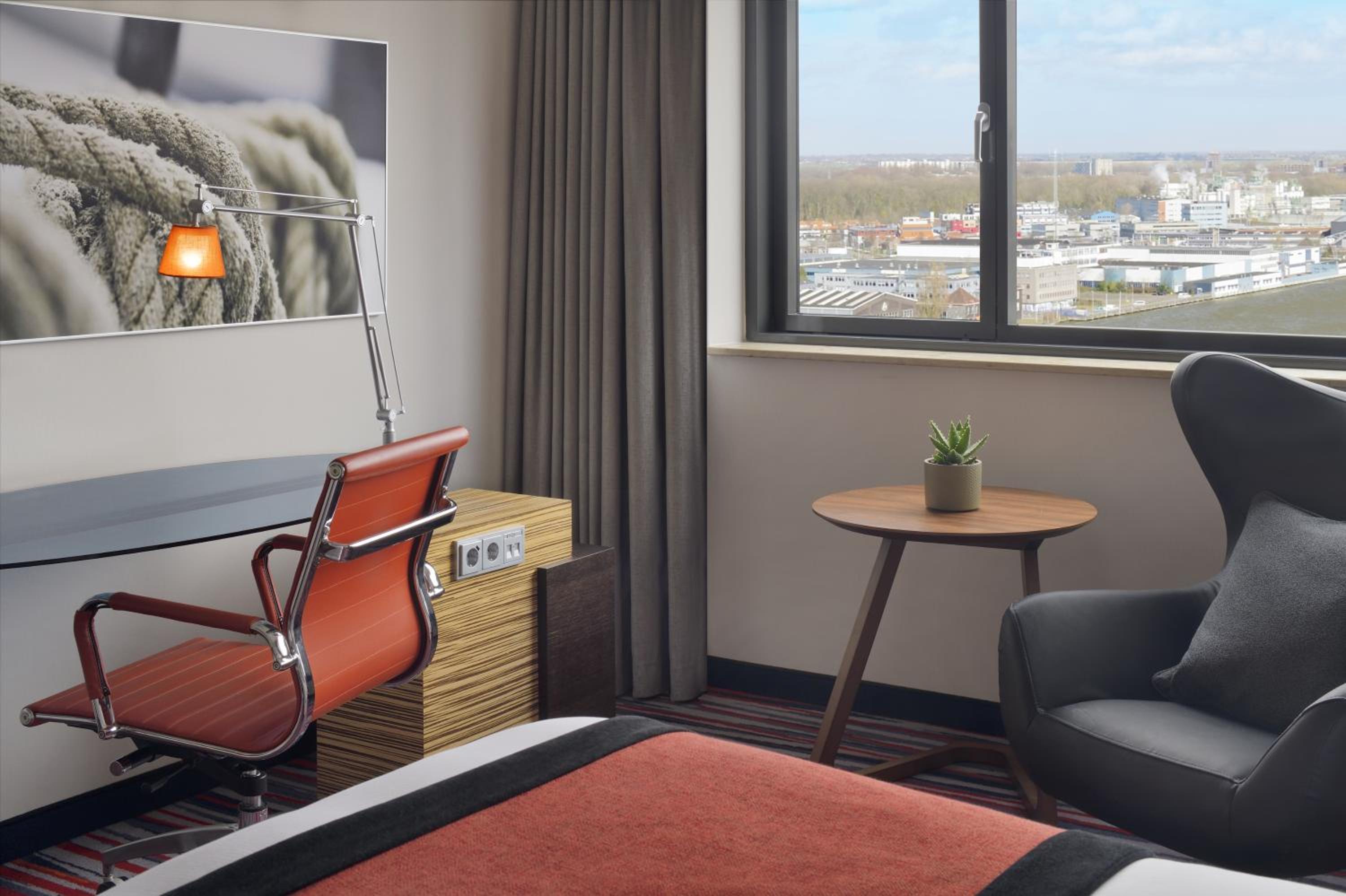 2 overnachtingen bij Mövenpick Hotel Amsterdam City Centre, foto 2