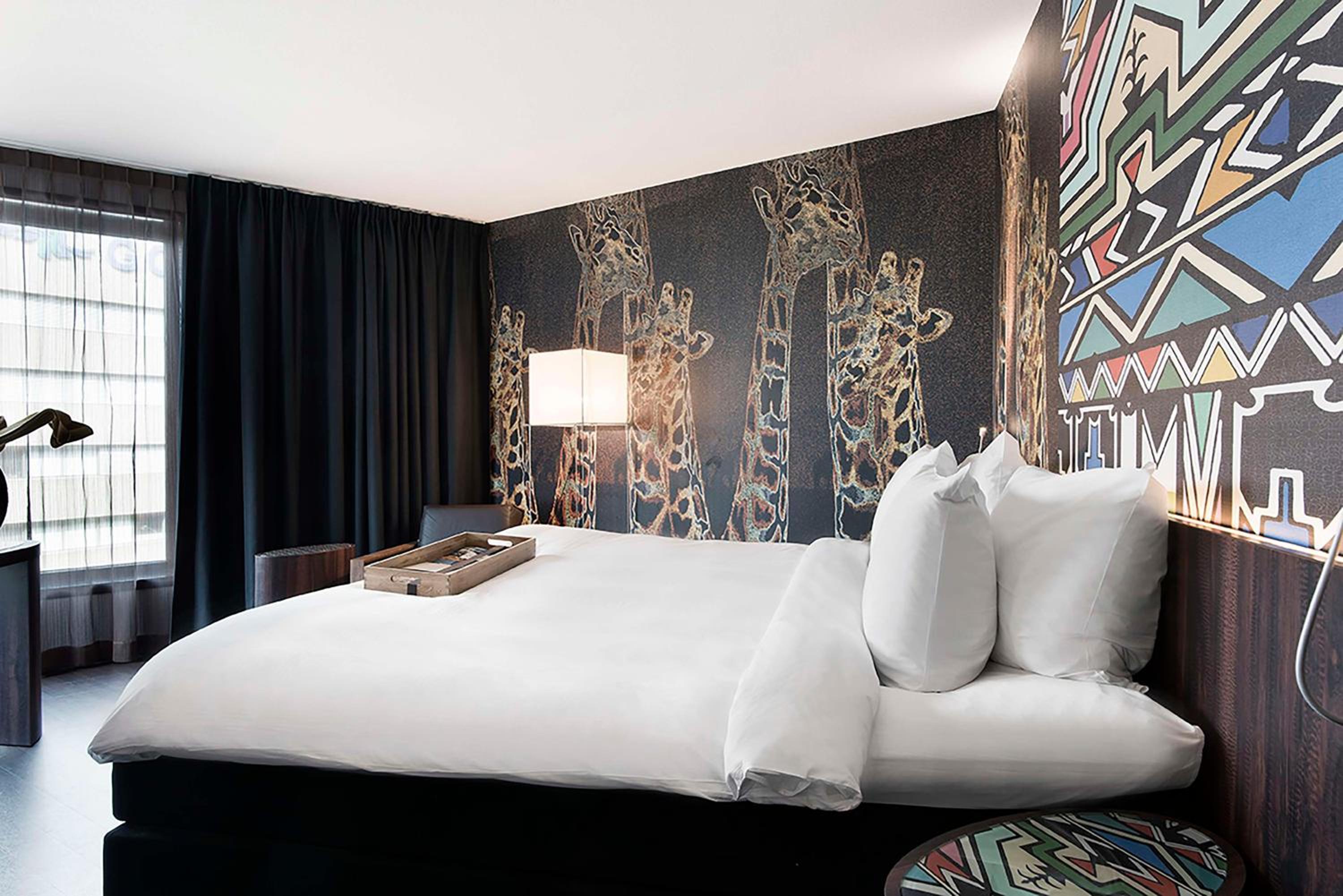 1 overnachting bij Haven Hotel Rotterdam, Curio Collection by Hilton