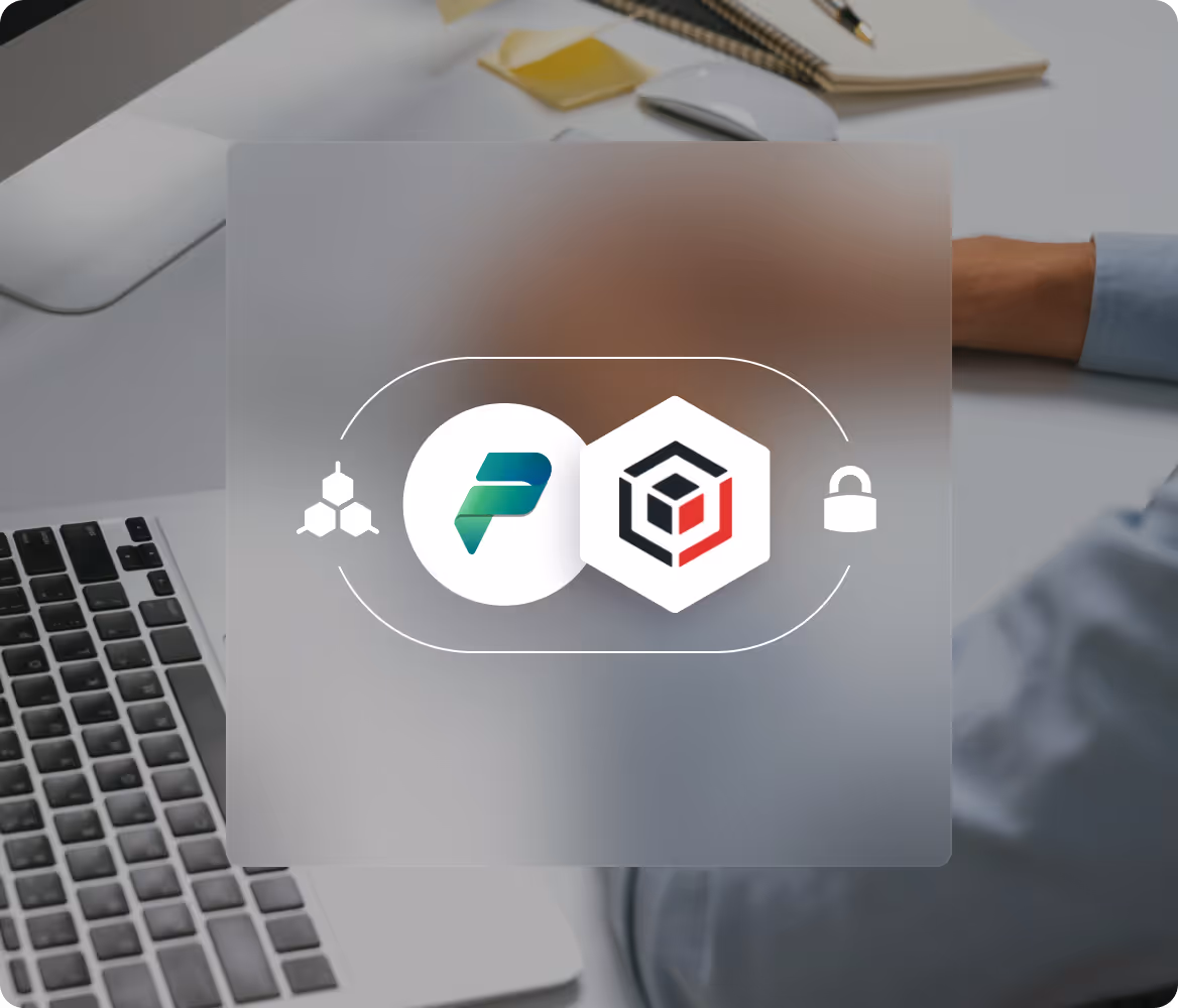 Laptop-Tastatur und eine Hand auf einem weißen Schreibtisch mit überlagerten Grafiken von zwei verbundenen Kreisen, einem Schloss und einem Molekül-Symbol.