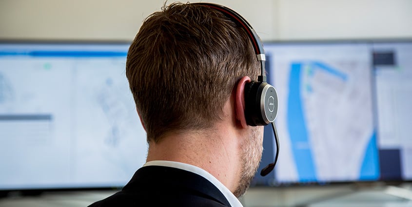 24/7 Expert Center & Real-Time Support