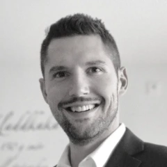 Radiance Visual. Testimonials. Aleksandar Pavic. Hjaltevadshus. Small photo.