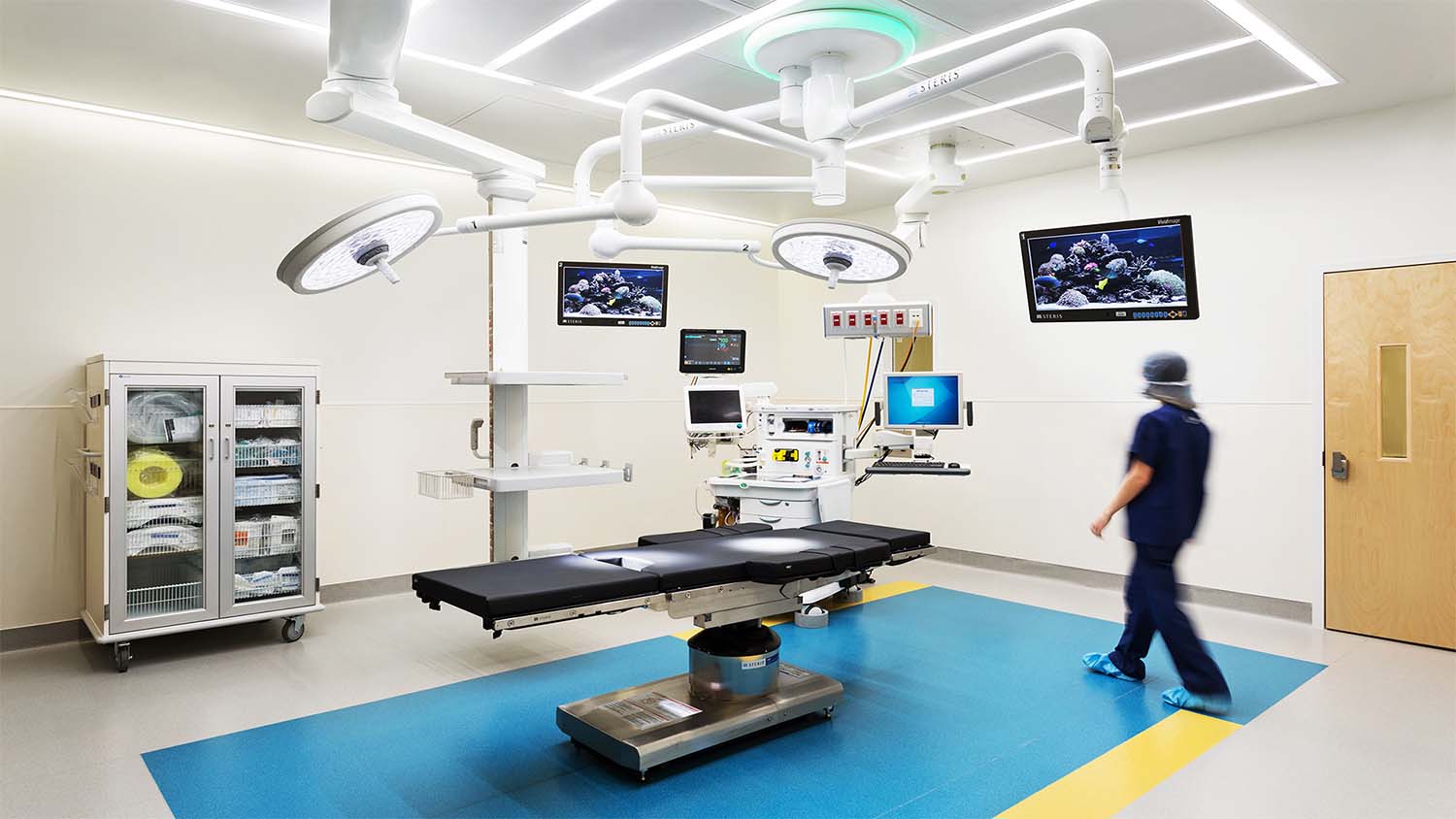 Surgical room in the Children’s Hospital Surgery & Neonatal Intensive Care Unit Addition by Johnson Galyon