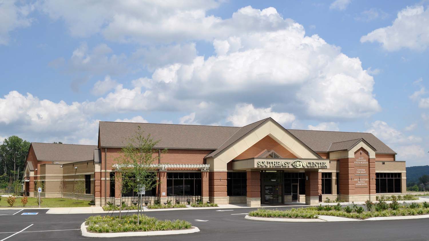Southeast Eye Center by Johnson & Galyon