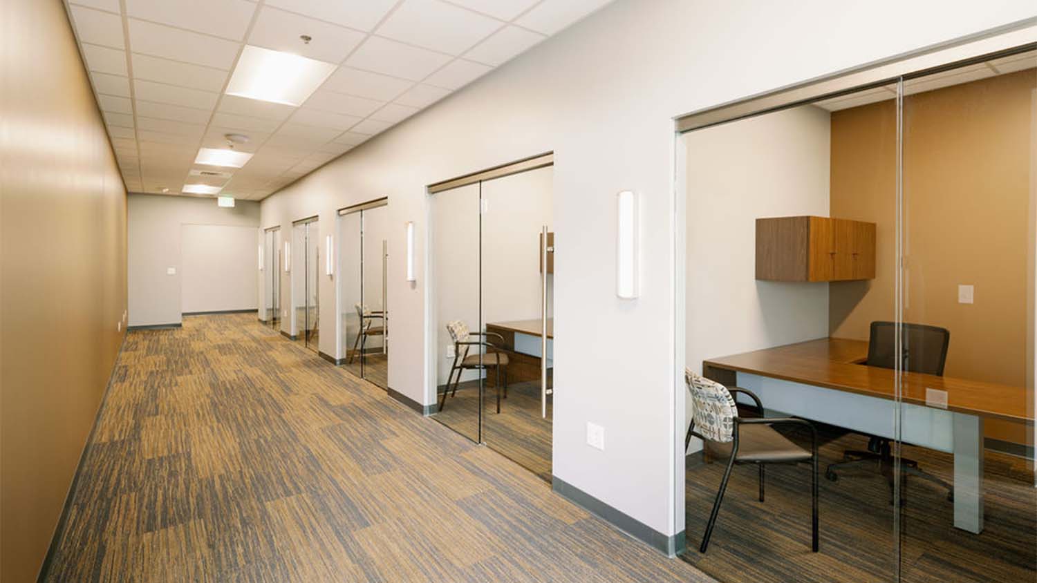 Patient check-in area of the Knoxville Orthopedic Clinic Ortho Tennessee North Medical Office Building by Johnson & Galyon