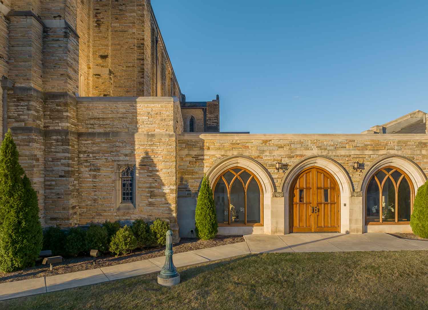 Outside building view of the Church Street United Methodist by Johnson & Galyon.