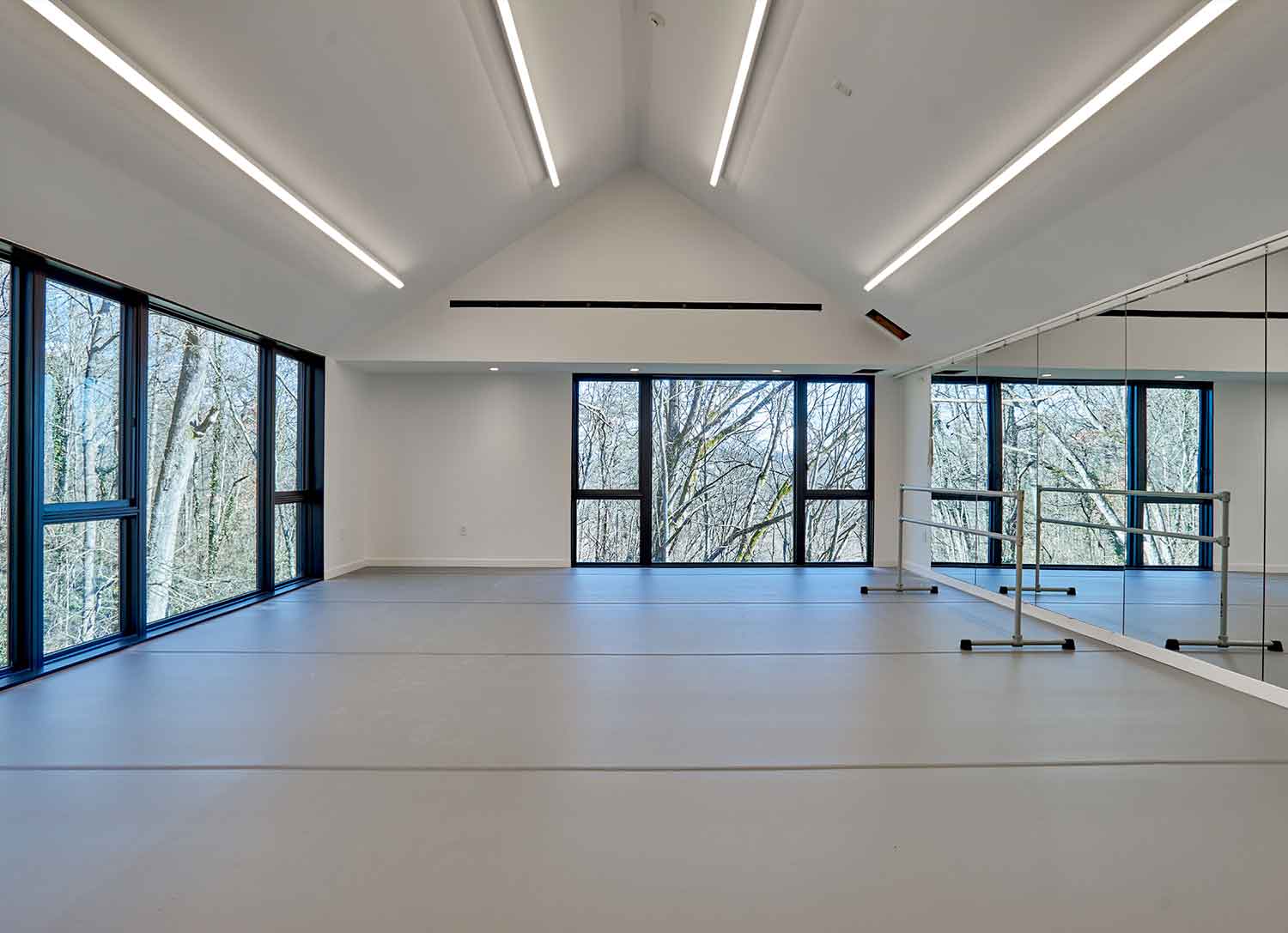 Dance studio in the Loghaven Gateway Building and Artist Studios by Johnson & Galyon.