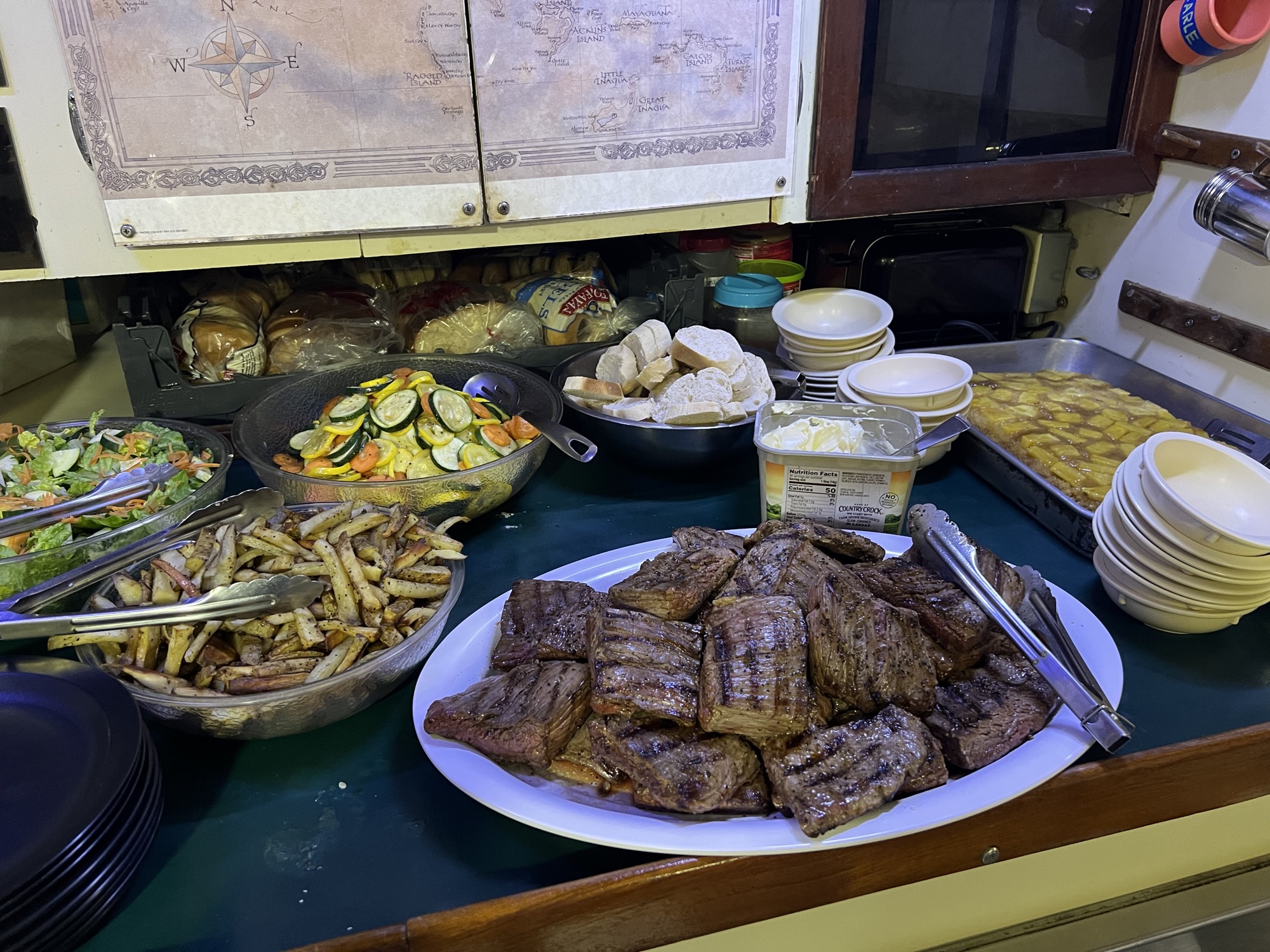 A typical All Star Liveaboards dinner spread.