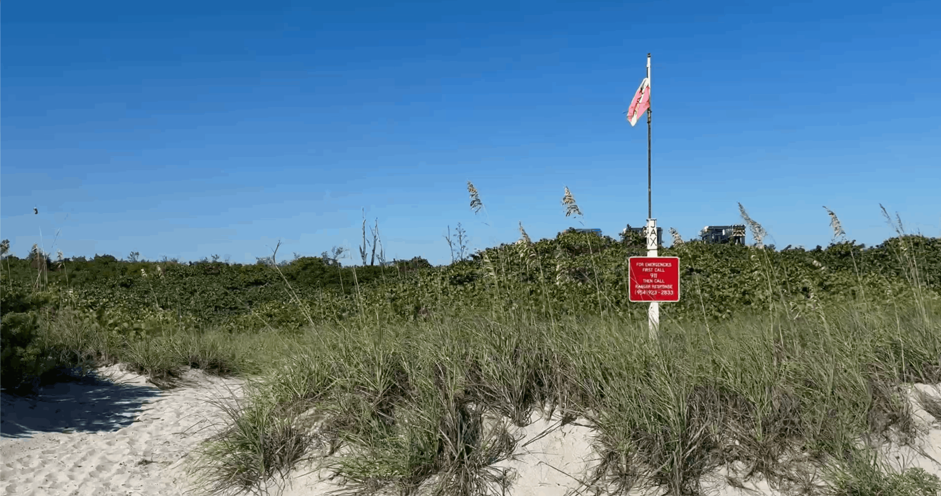 The JAX post and dive flag marking the Erojacks entry point at Dania Beach