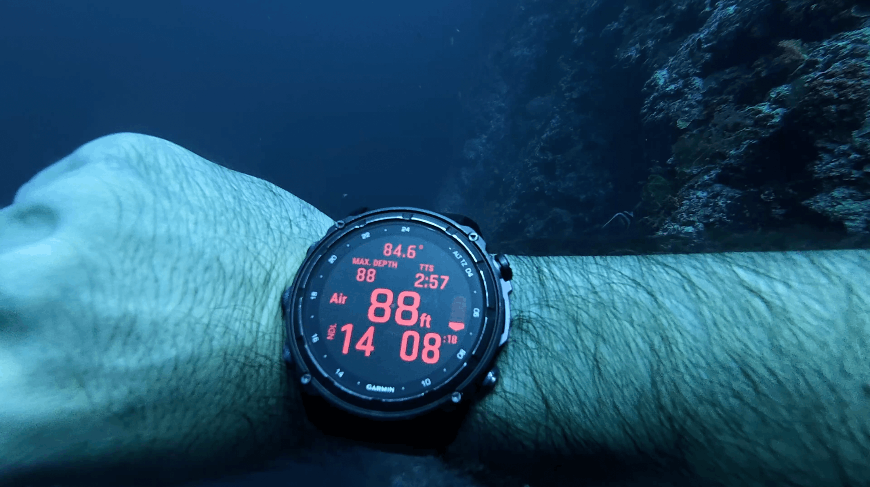 Garmin dive computer reading 88 ft at Tonga South, Moalboal