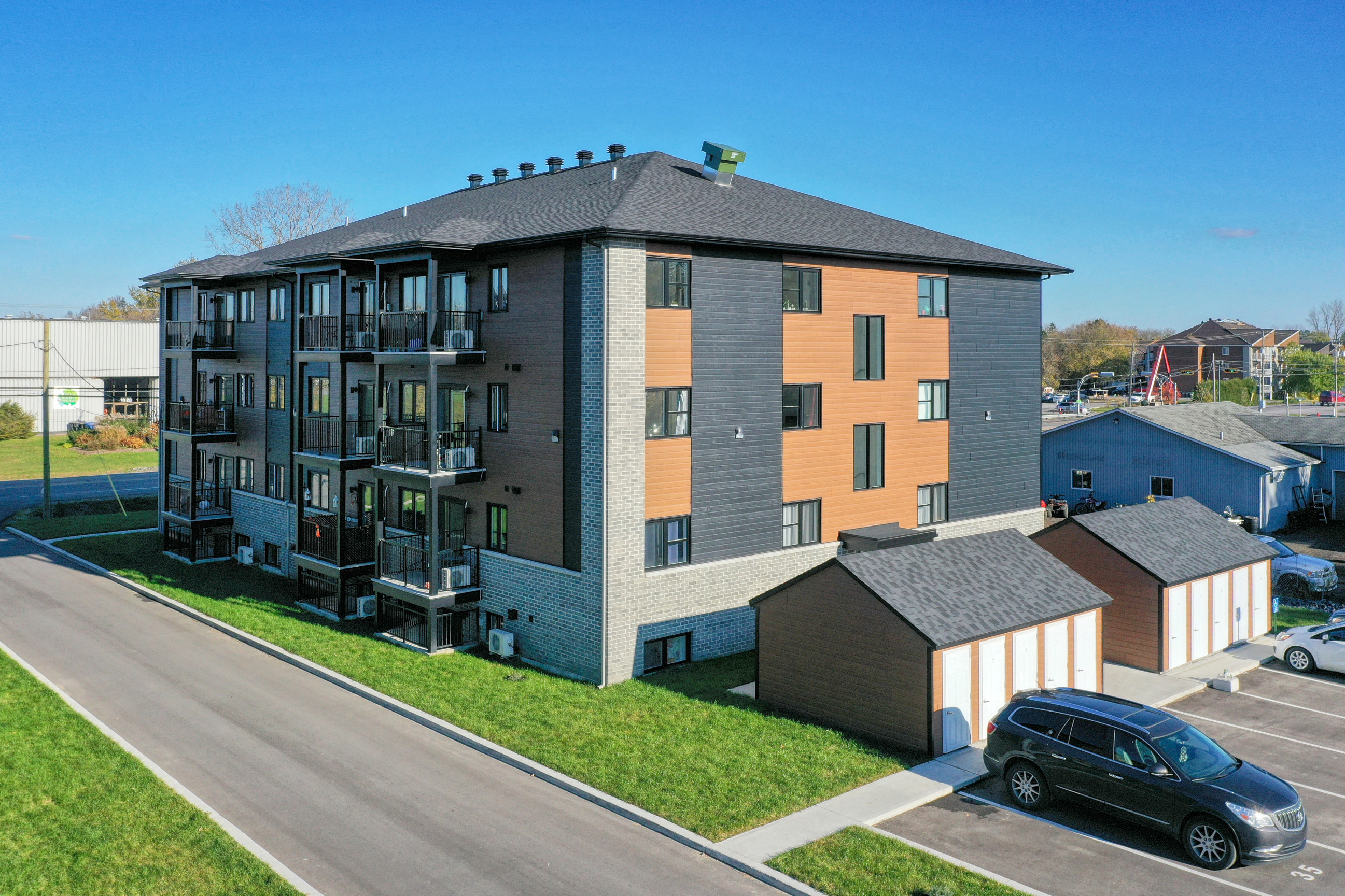 15 - 1021 de la Visitation, Saint-Charles-Borromée