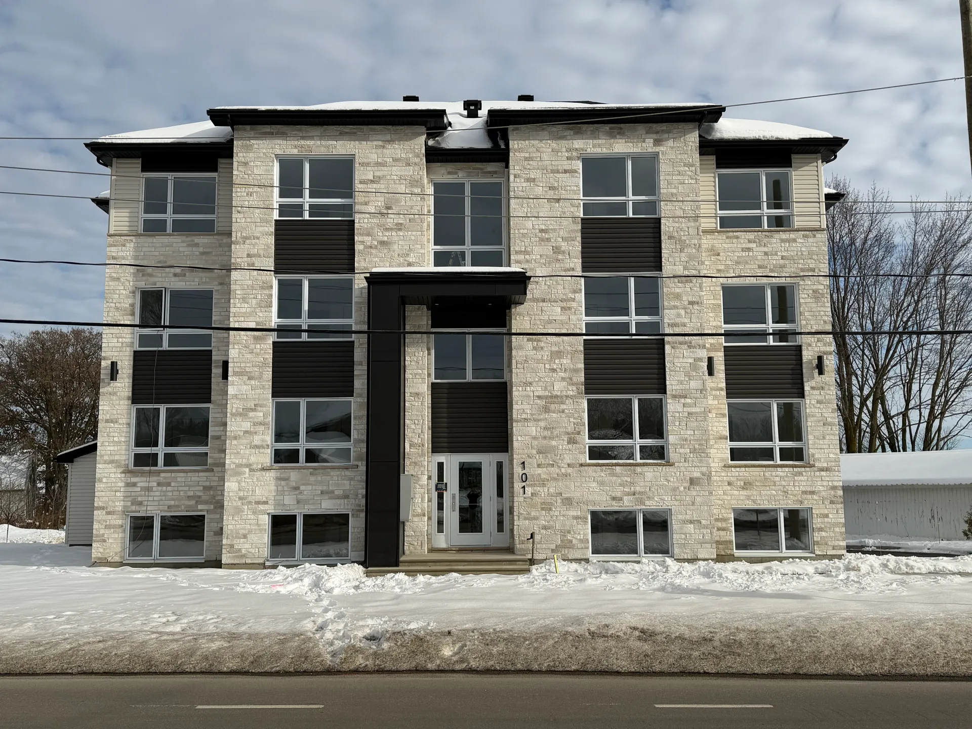 1 | 101 chemin barrette