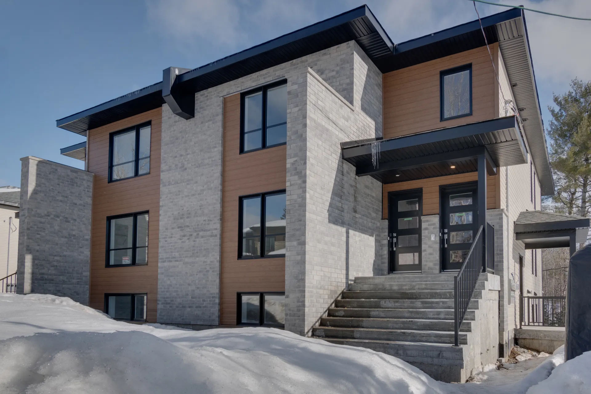 6614 RUE DUVALIÈRE EST