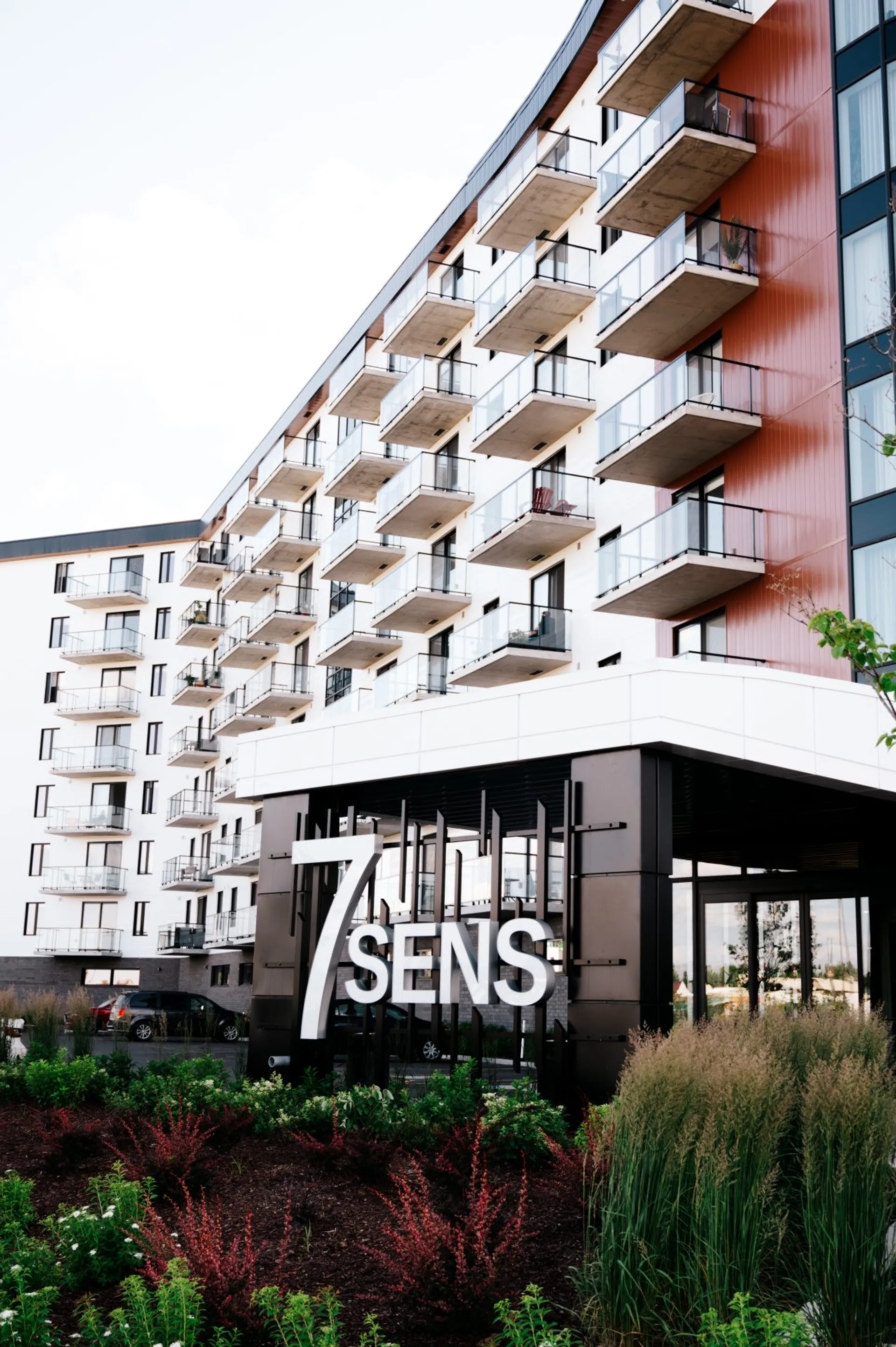 617 11513 Rue de Chambord, Mirabel, QC J7J 2S9