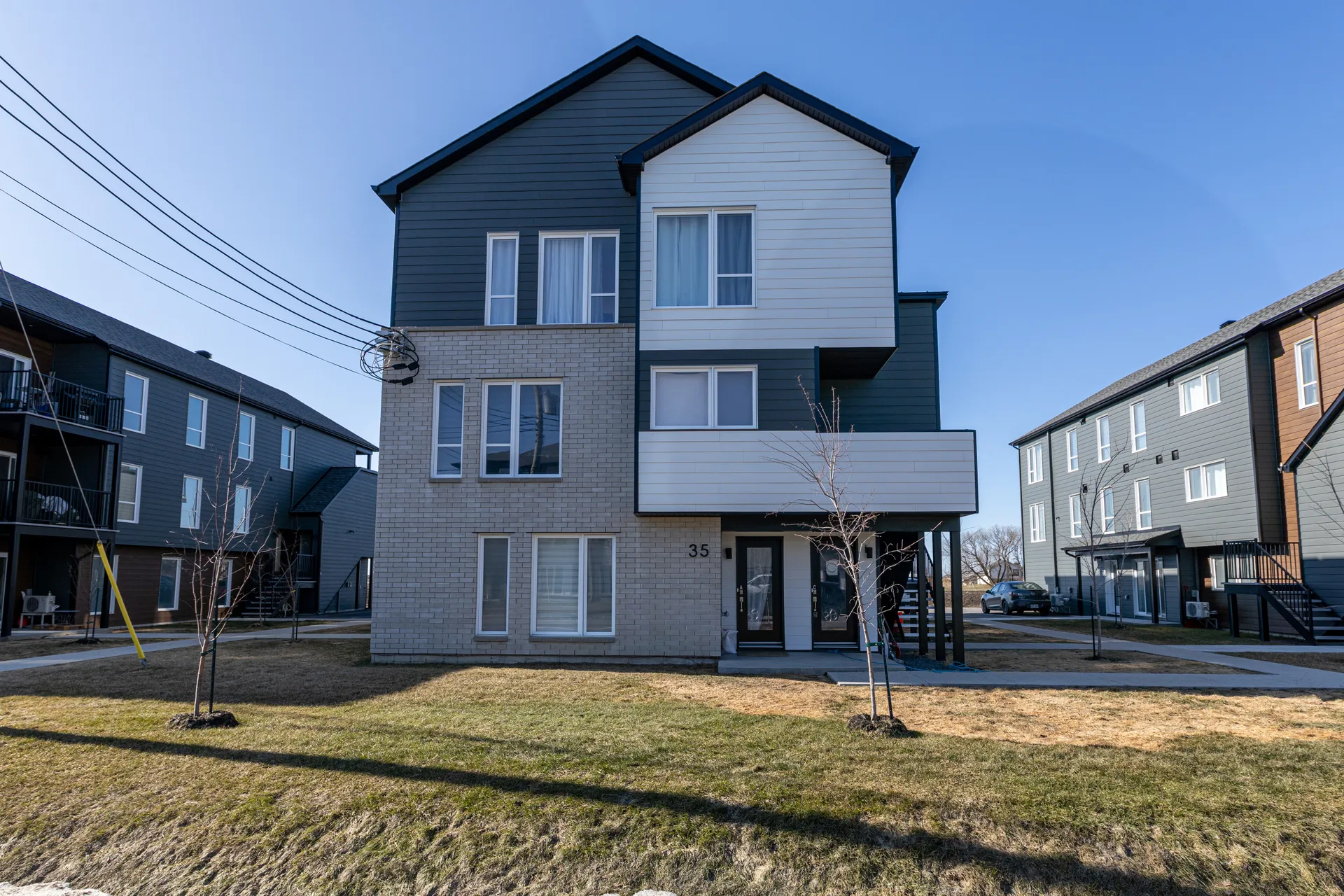 C | 35 RUE DES LILAS