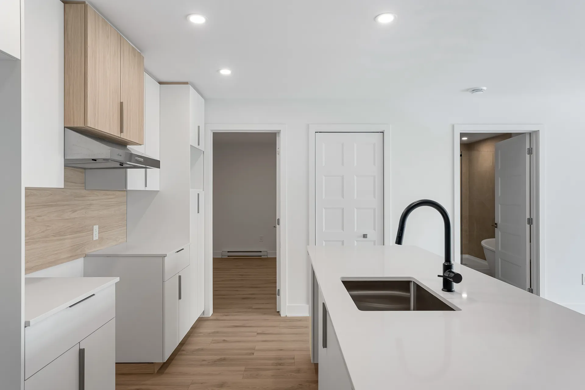 305 - 40 RUE RIVEST