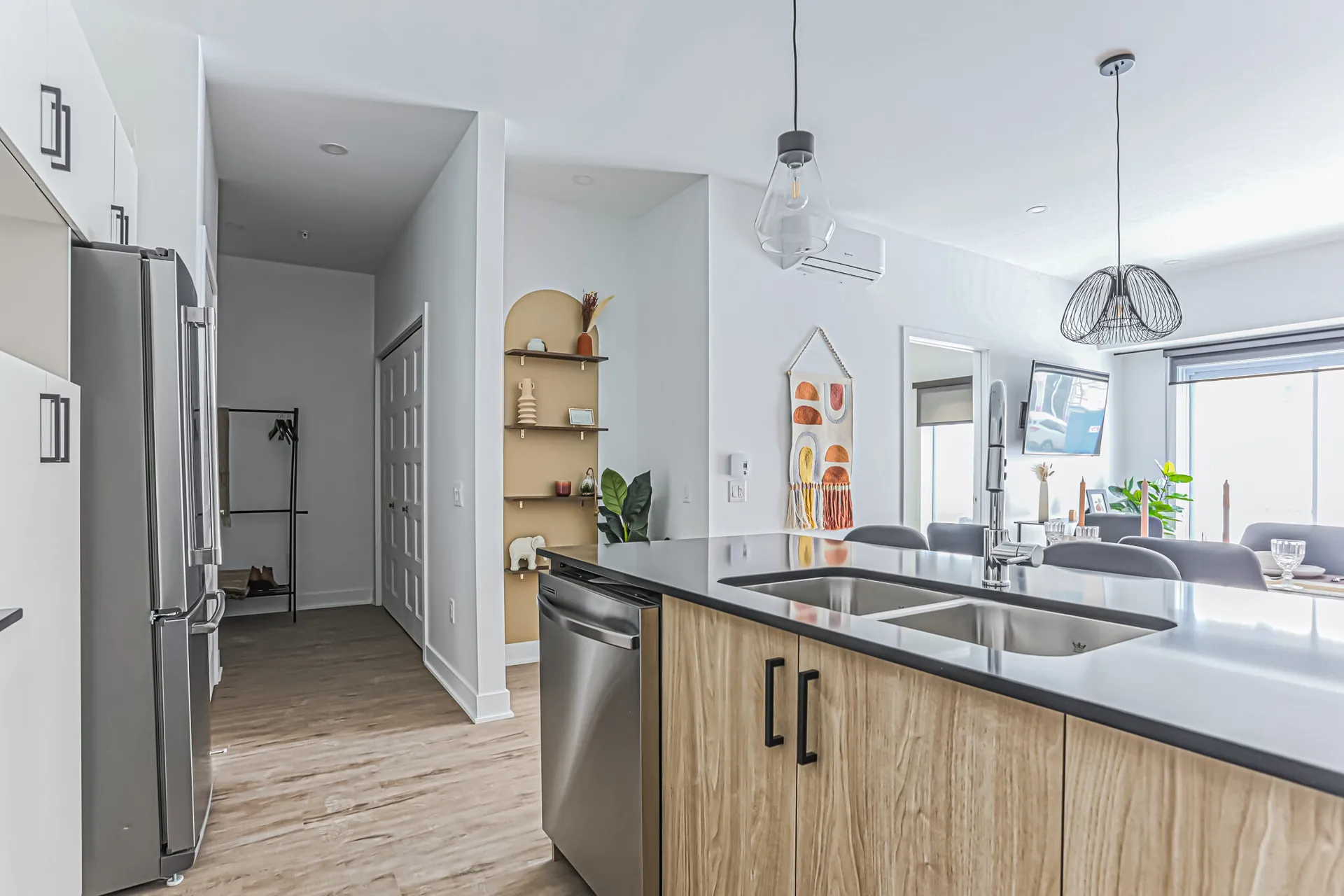 107 - 1440 Agnès-Parent