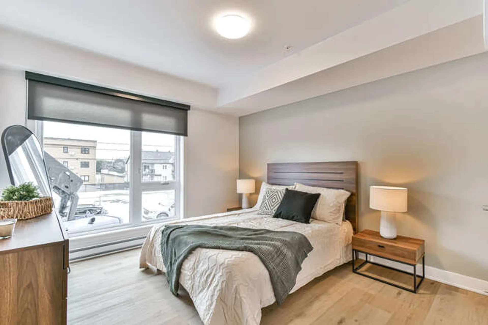 201 - 678 de la Visitation