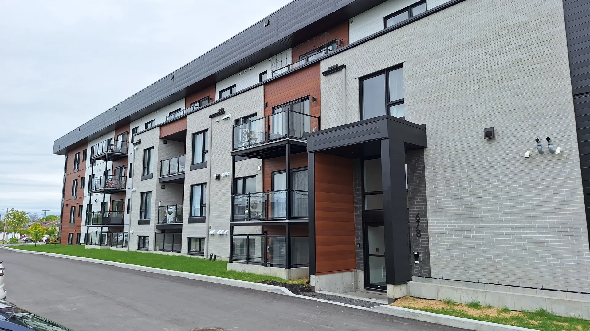 207 - 678 de la Visitation