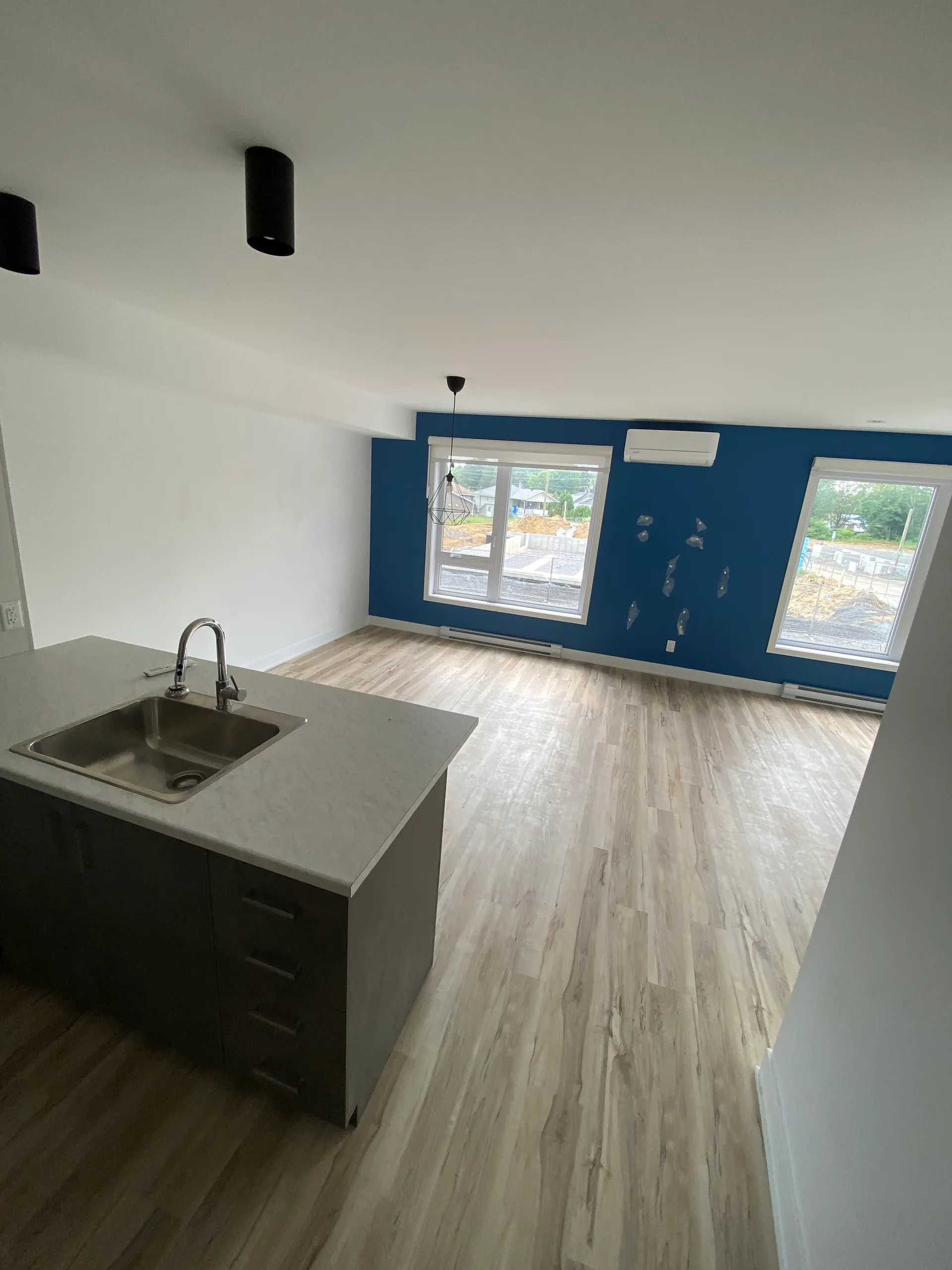 7 - 251 rue Mayrand