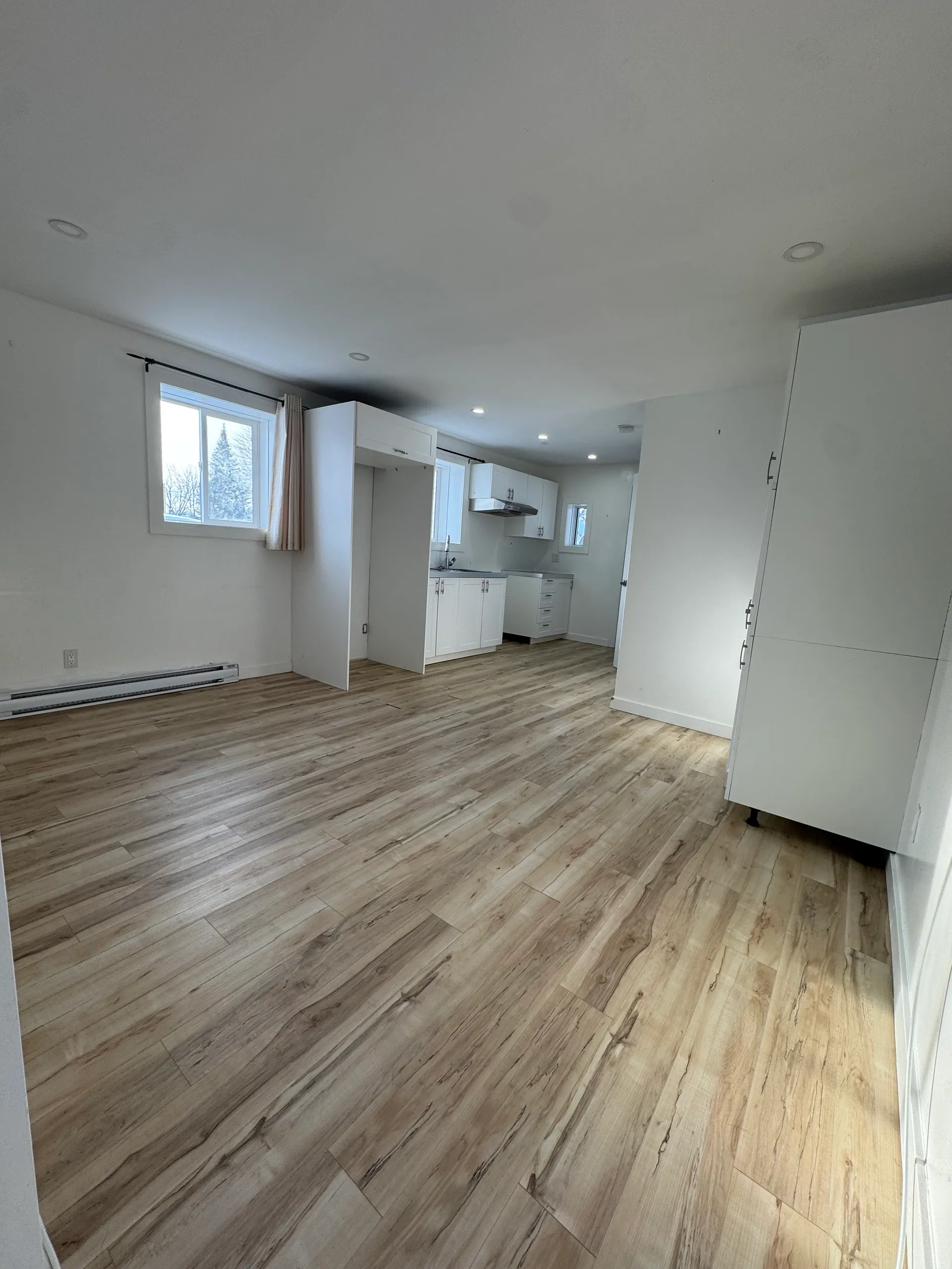 1 - 430 RUE DE LÉVIS
