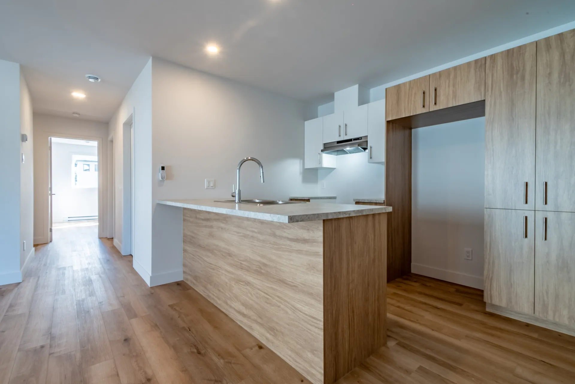 1698 RUE DU VIVANDIER