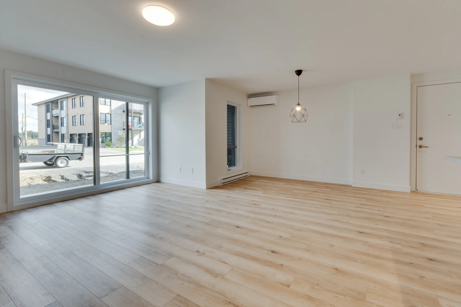 301 | 805 RUE FLAVIE-POIRIER