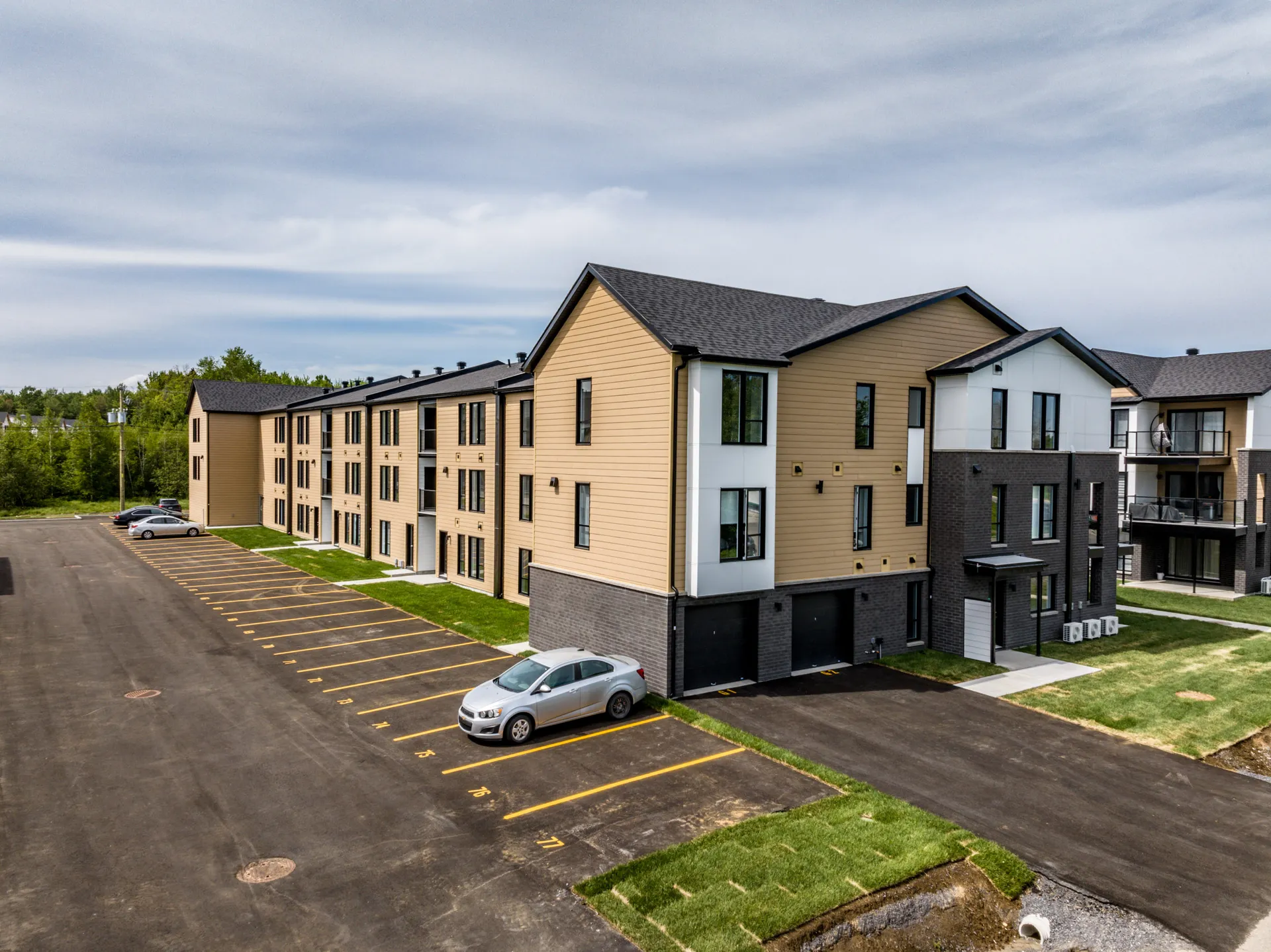 301 | 835 RUE FLAVIE-POIRIER