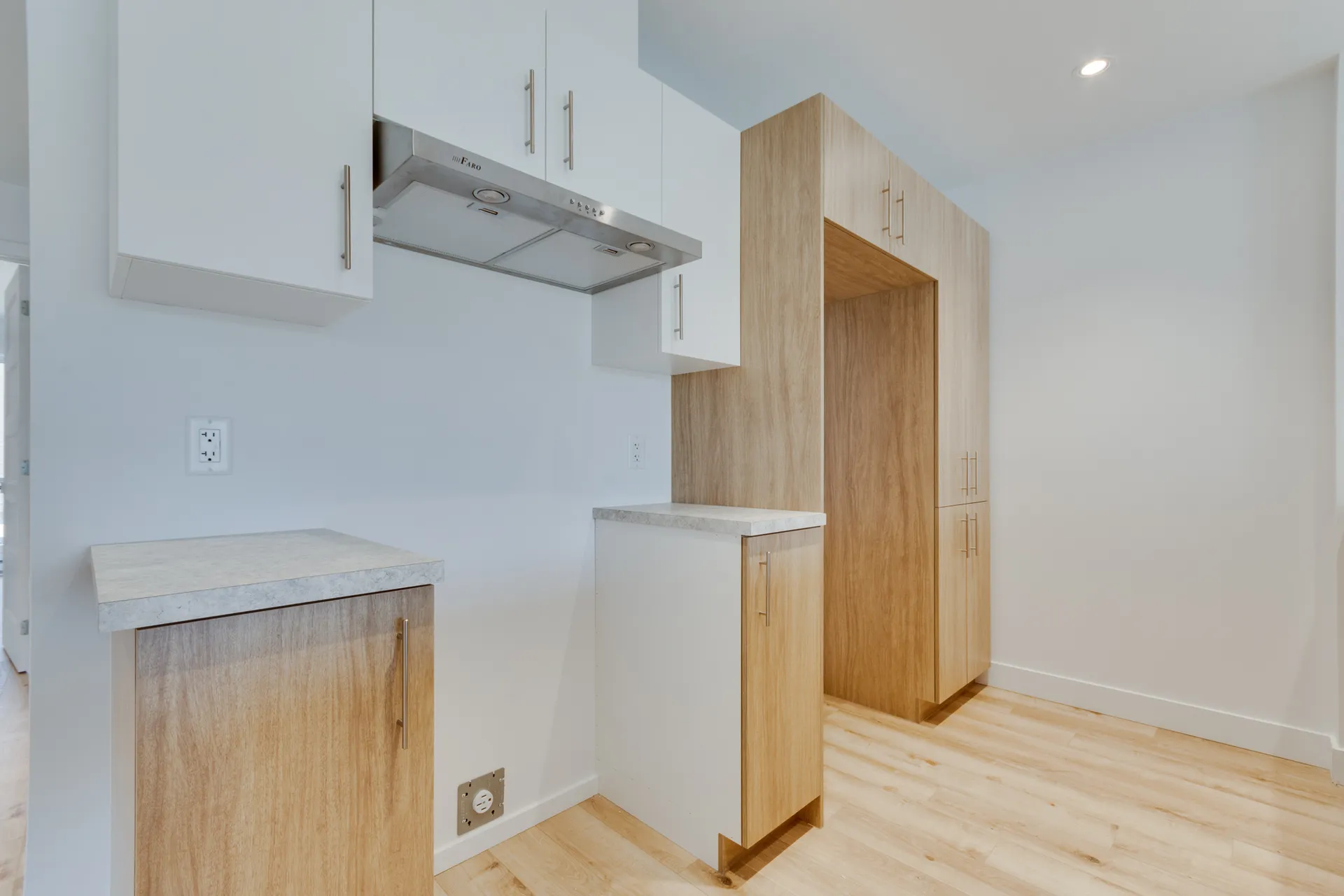 302 | 925 RUE FLAVIE-POIRIER