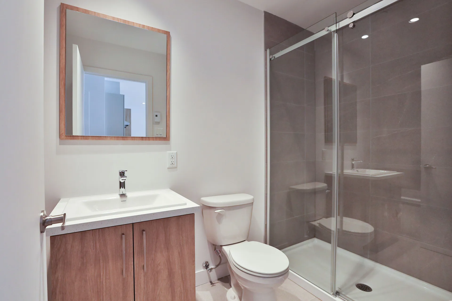 201 | 480 RUE FLAVIE-POIRIER