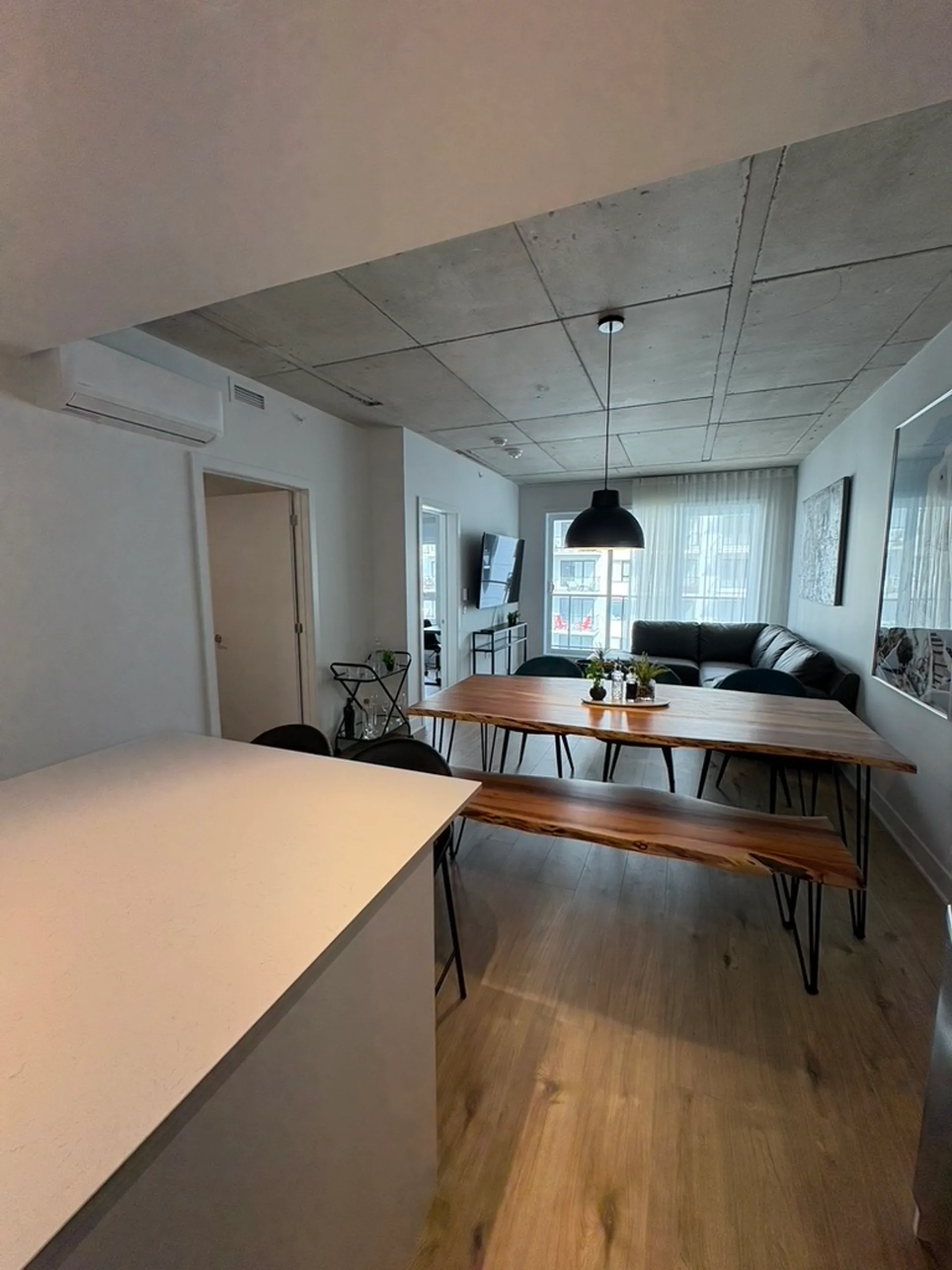 708 17900 Boul de Versailles, Mirabel, QC J7J 2S9