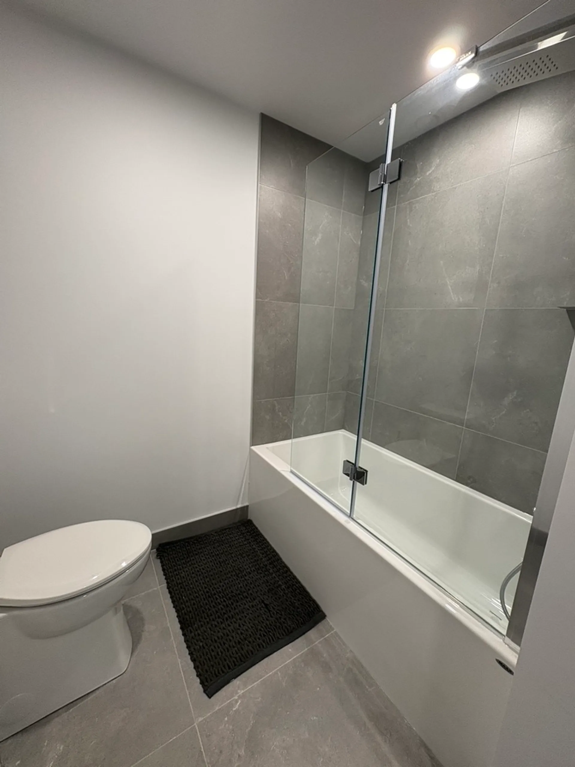 709 17900 Boul de Versailles, Mirabel, QC J7J 2S9