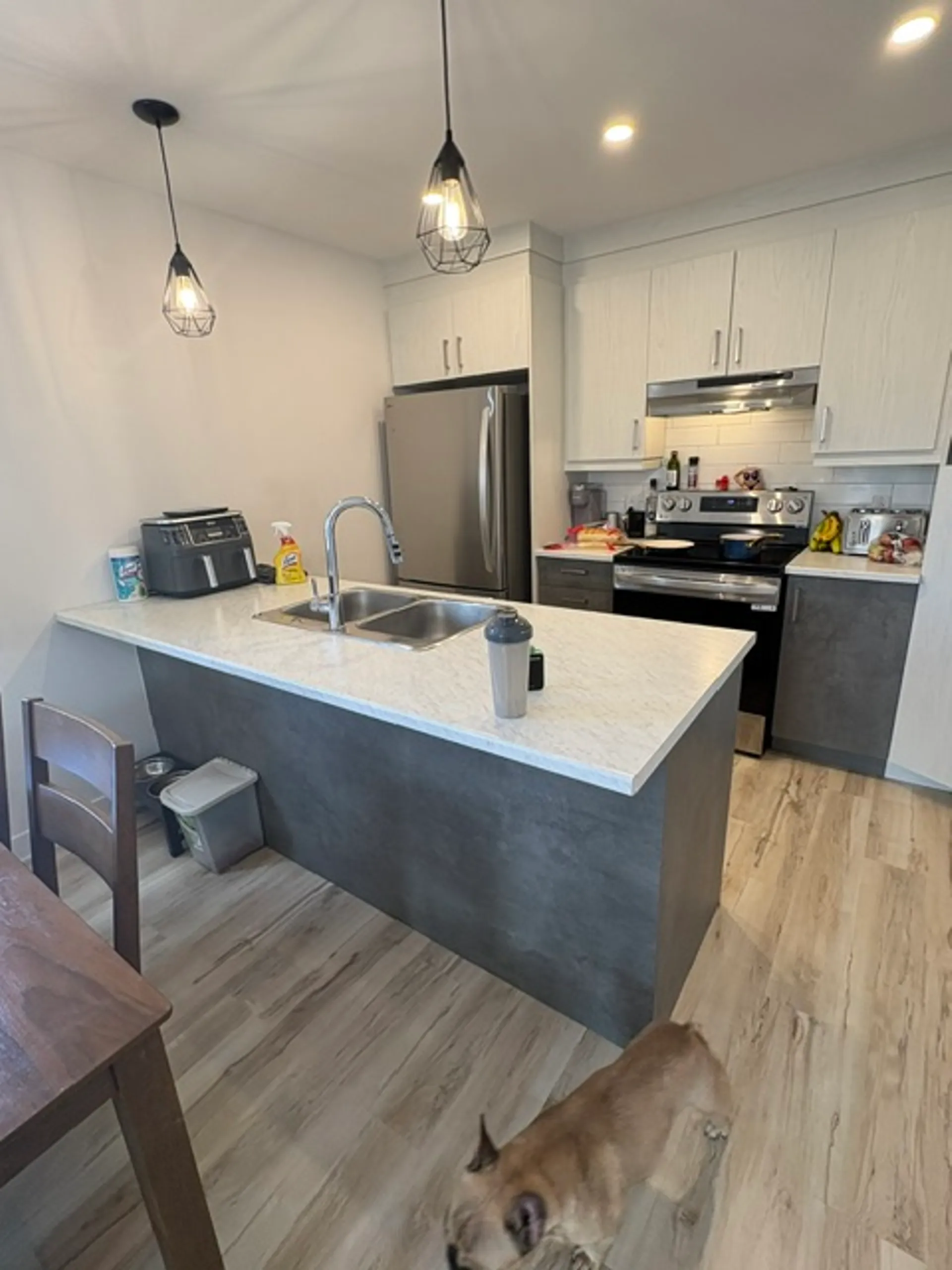 D - La côte St-Louis