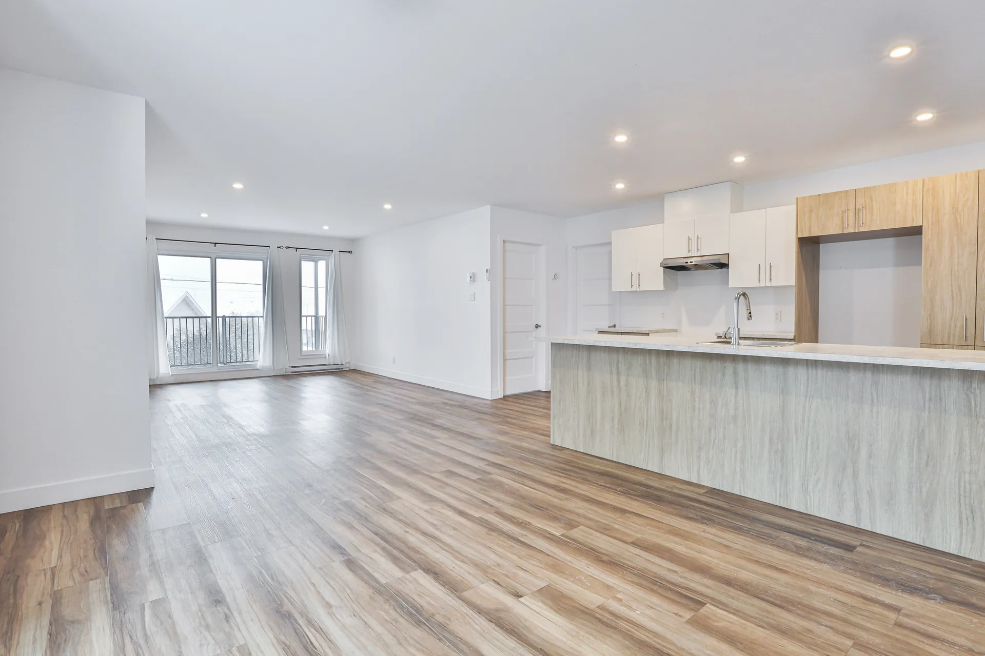 4 | 1168 RUE DE FRONTENAC