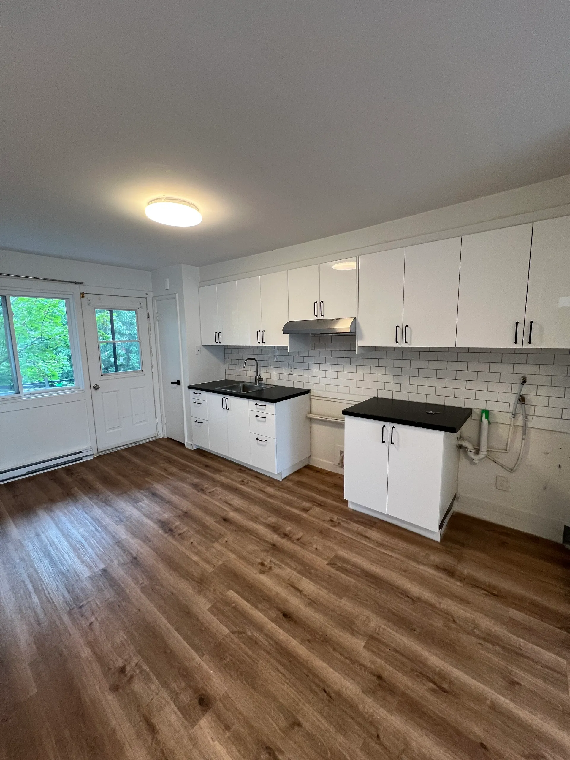 5 - 7895 RUE HOCHELAGA