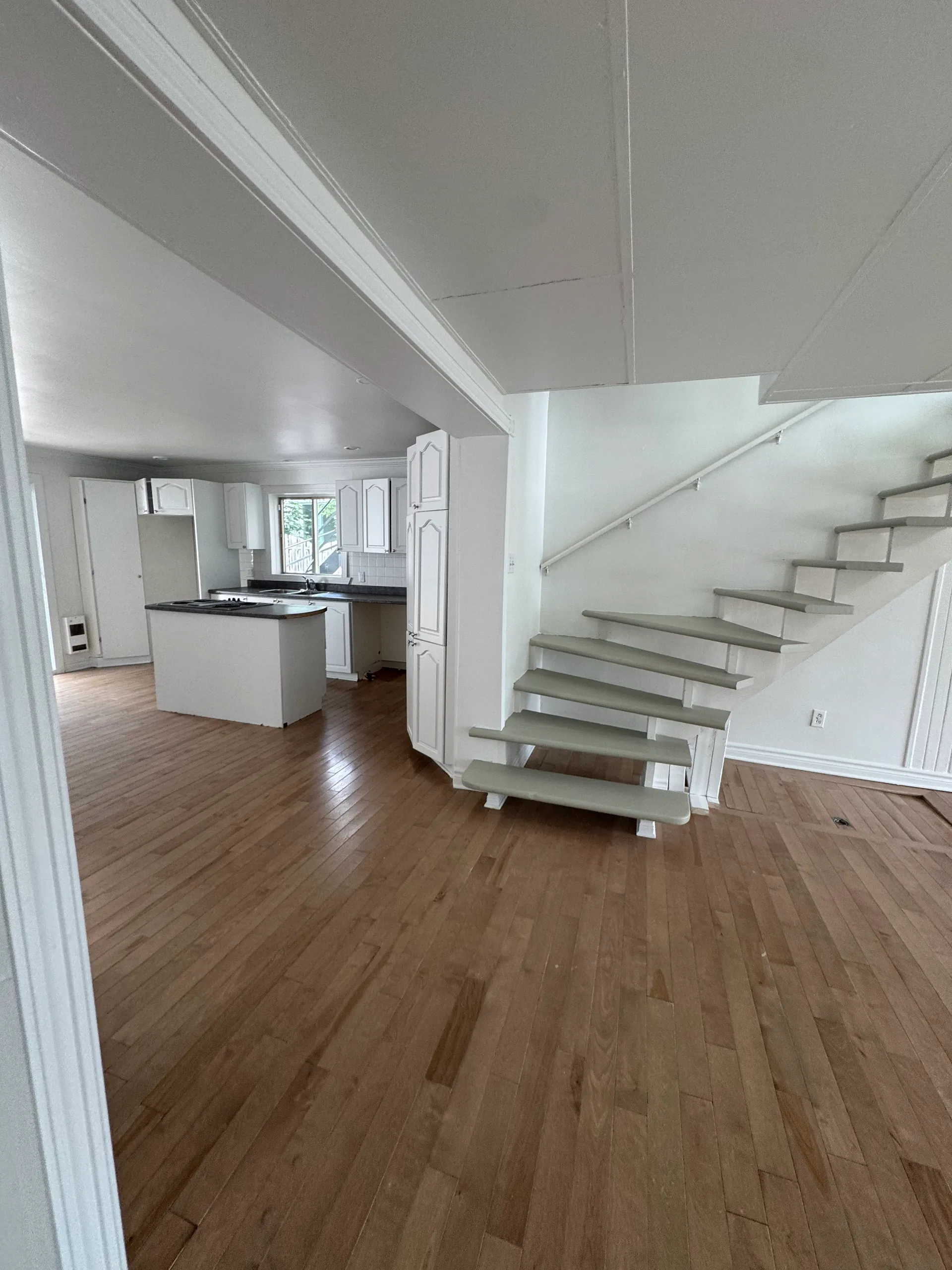 850 RUE LANAUDIÈRE