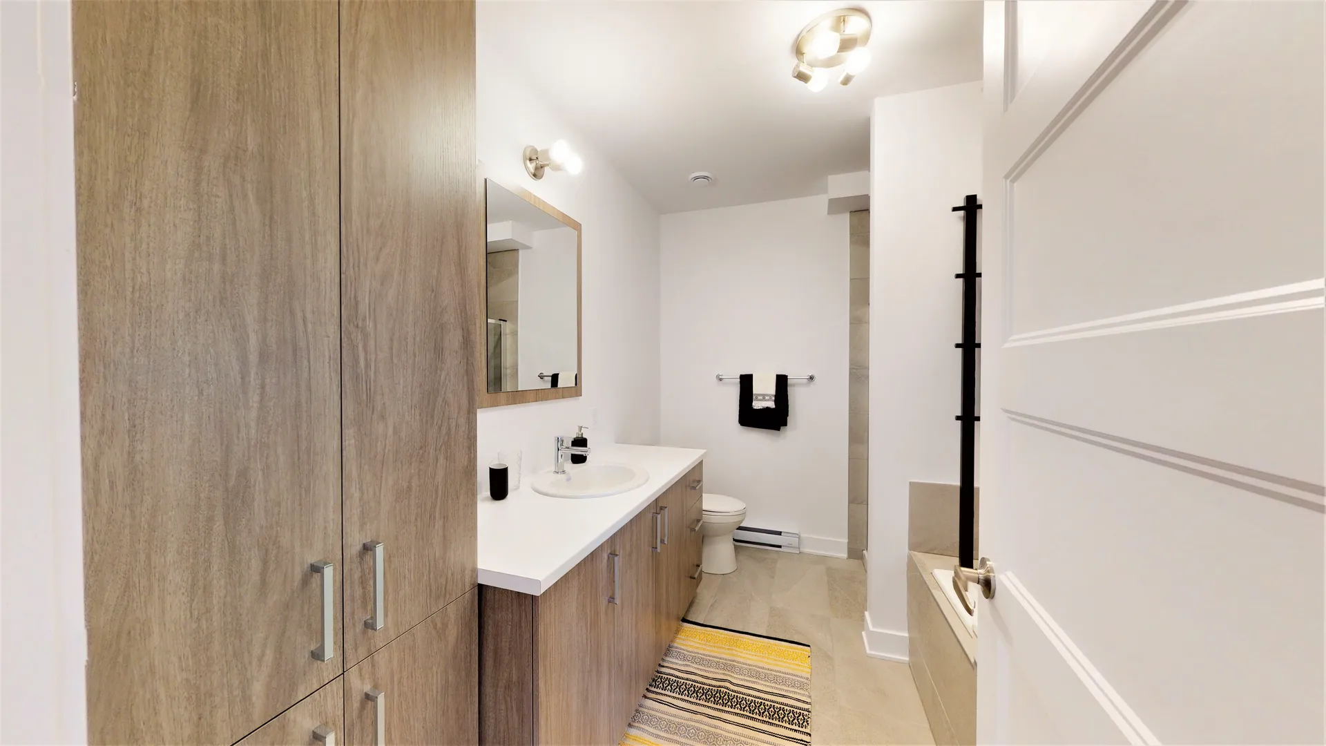 202 | 16 Rue Saint-Isidore