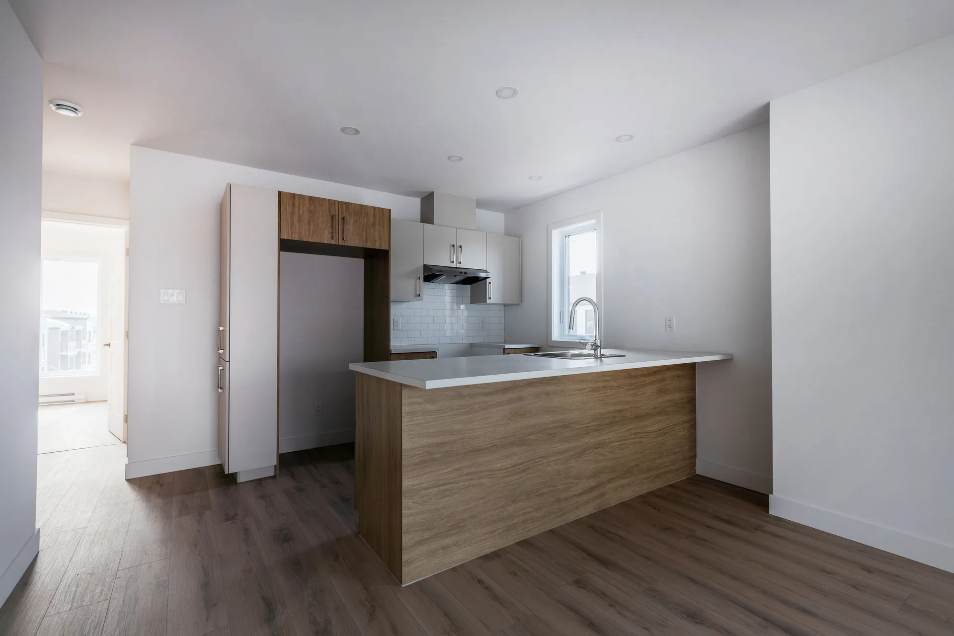 401 | 45 RUE DE L'ELLIPSE