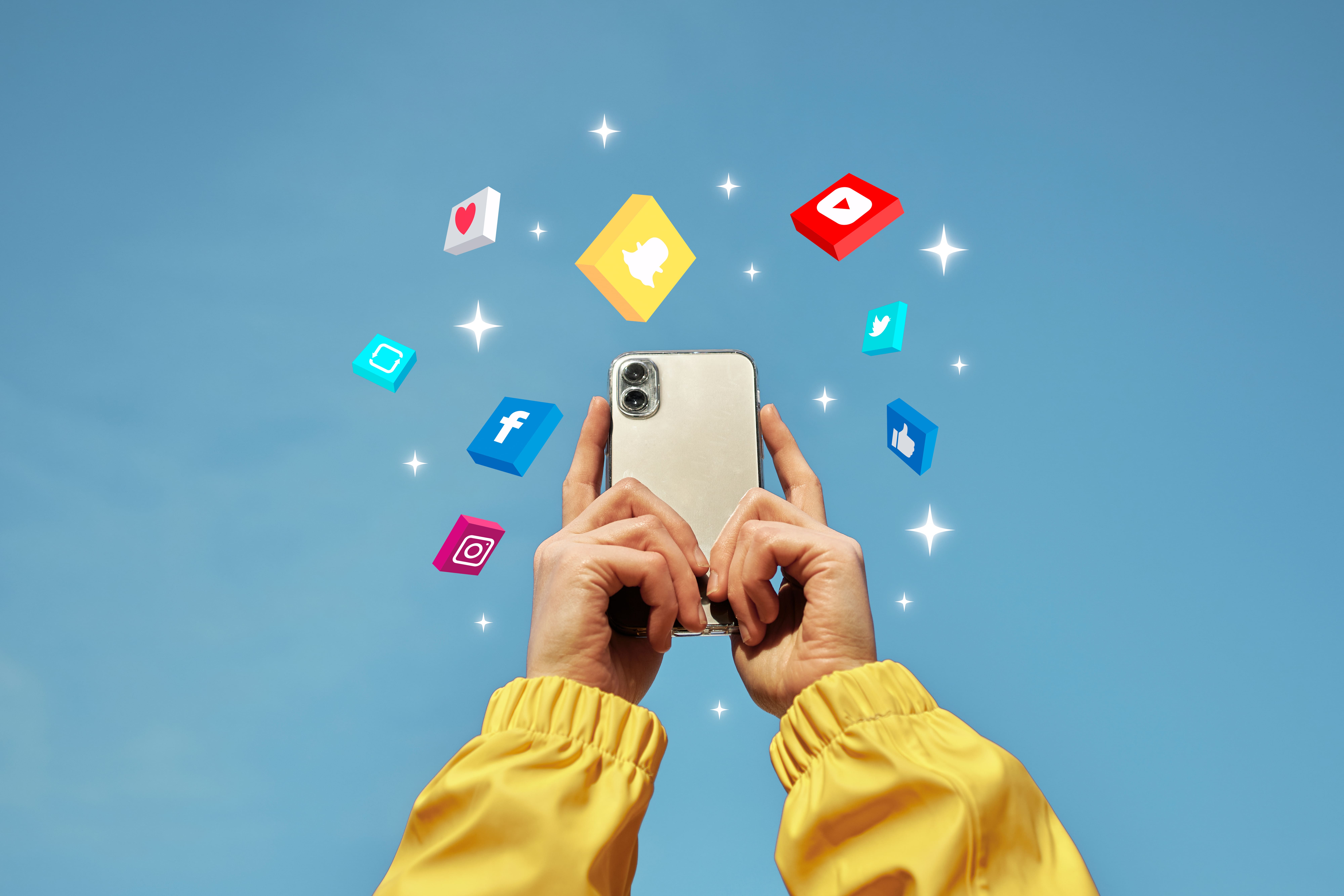 Smartphone affichant des applications de réseaux sociaux