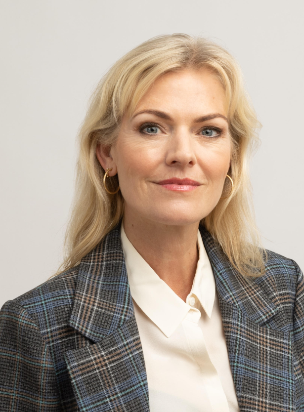 A portrait of Lotte Thor Høgsberg, Chief Communication & Press Officer at SASHA