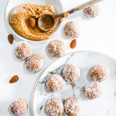 Vanilla and Almond Balls